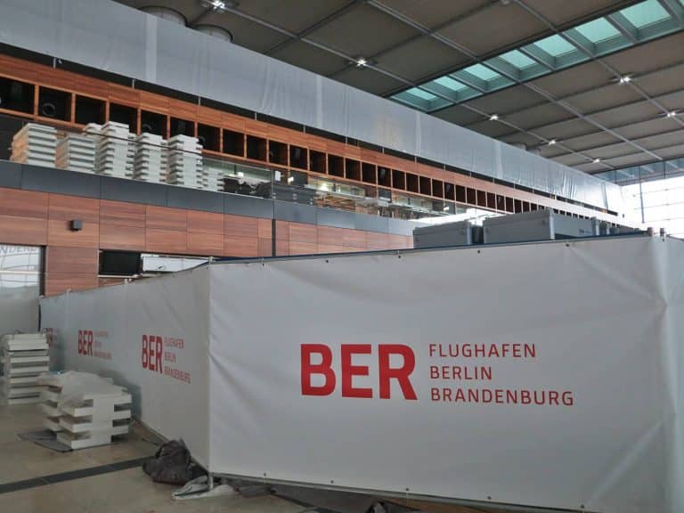 Single airport berlin brandenburg