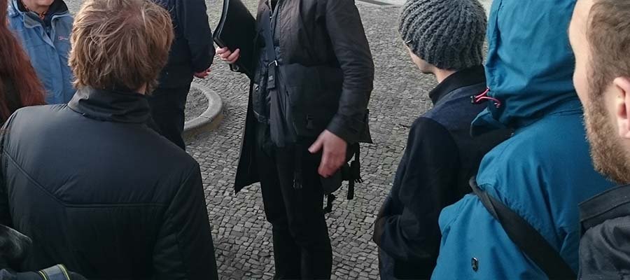 Private Tour vs Public Tour - Which Is Best Suited For You - Berlin Experiences