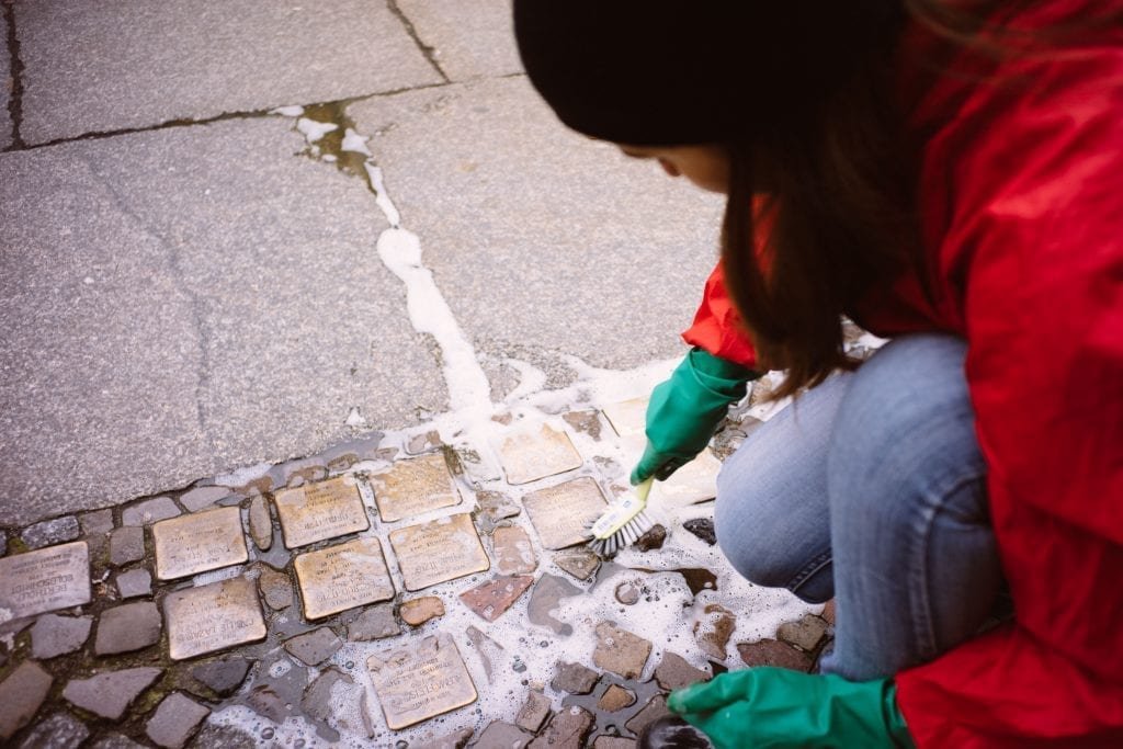 Berlin Experiences - Stolpersteine - Holocaust Rememberance Day