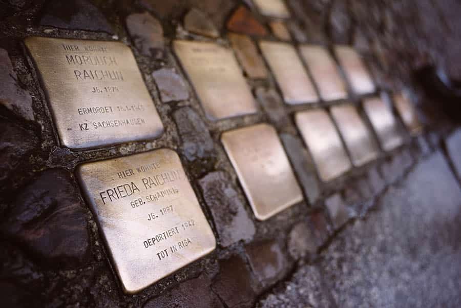Berlin Experiences - Stolpersteine - Personalising The Void