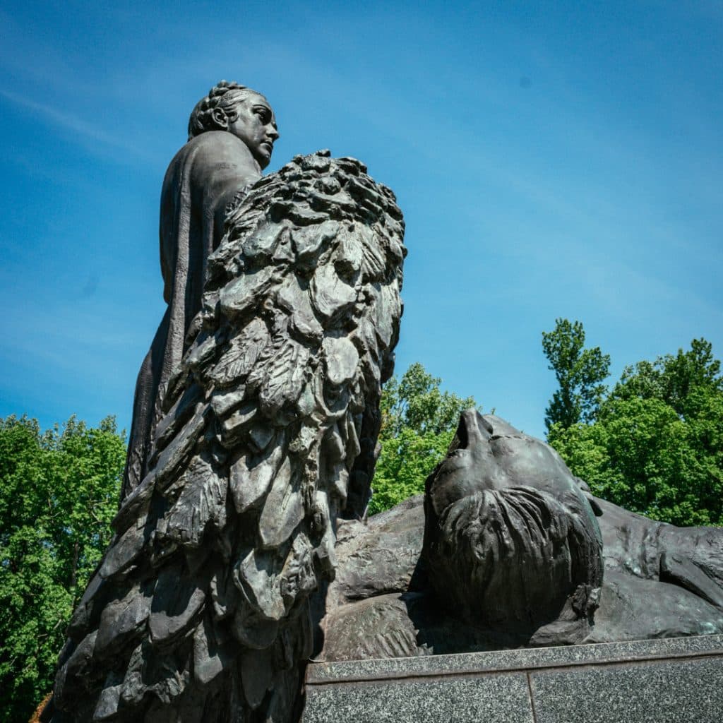 Statue of the Motherland in Berlin, Schönholzer Heide