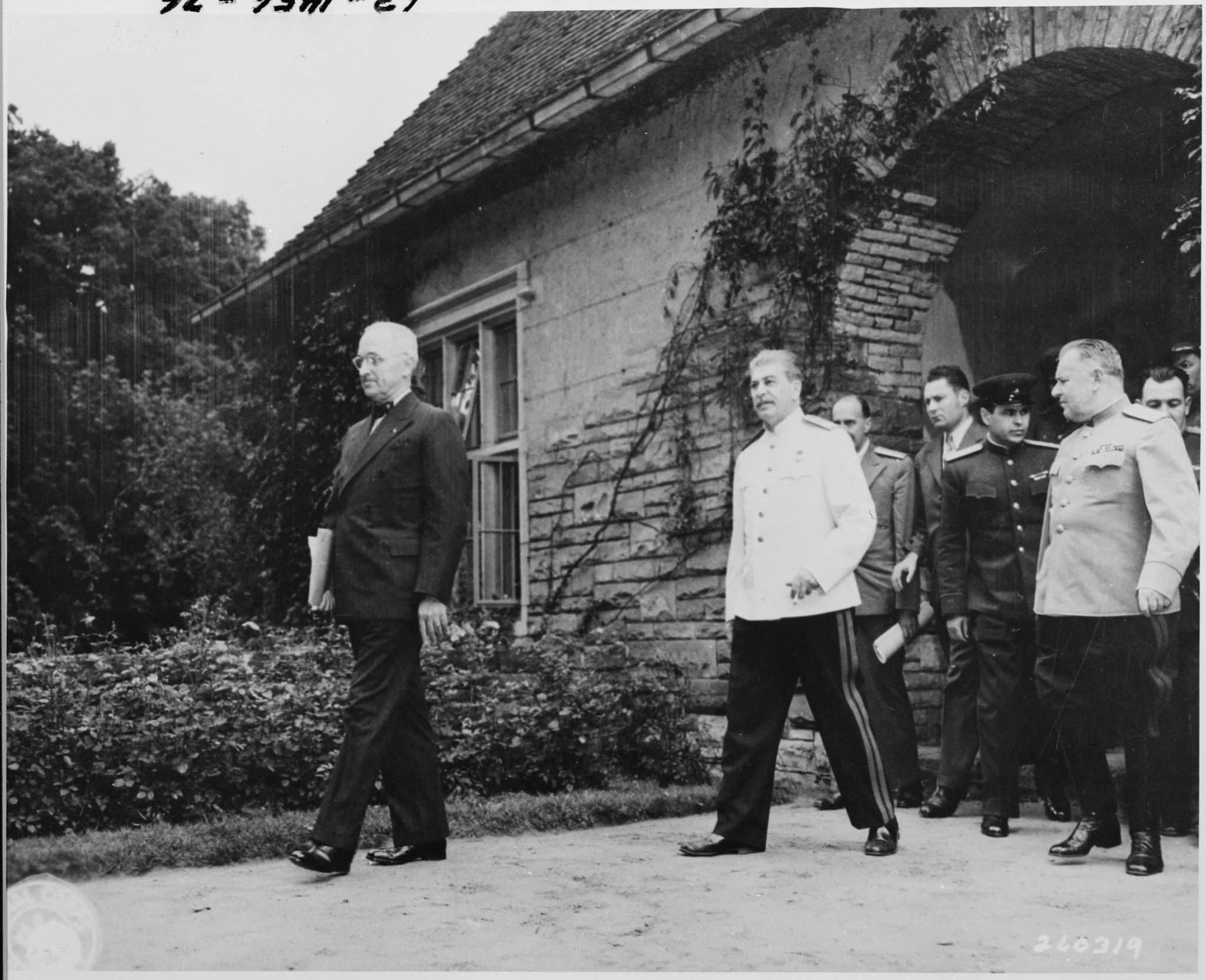 The Potsdam Conference - August 2nd 1945 - Truman and Stalin leave Schloss Cecilienhof and the Potsdam Conference for a final time