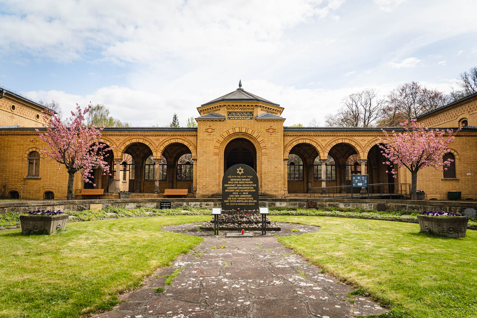 Weissensee Jewish Cemetery - Entrance