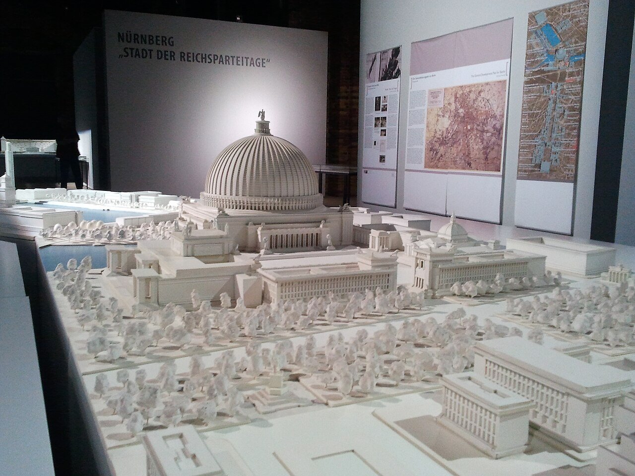 Model of the Große Halle from Hitler's Germania project - Creative Commons Attribution 3.0 Unported