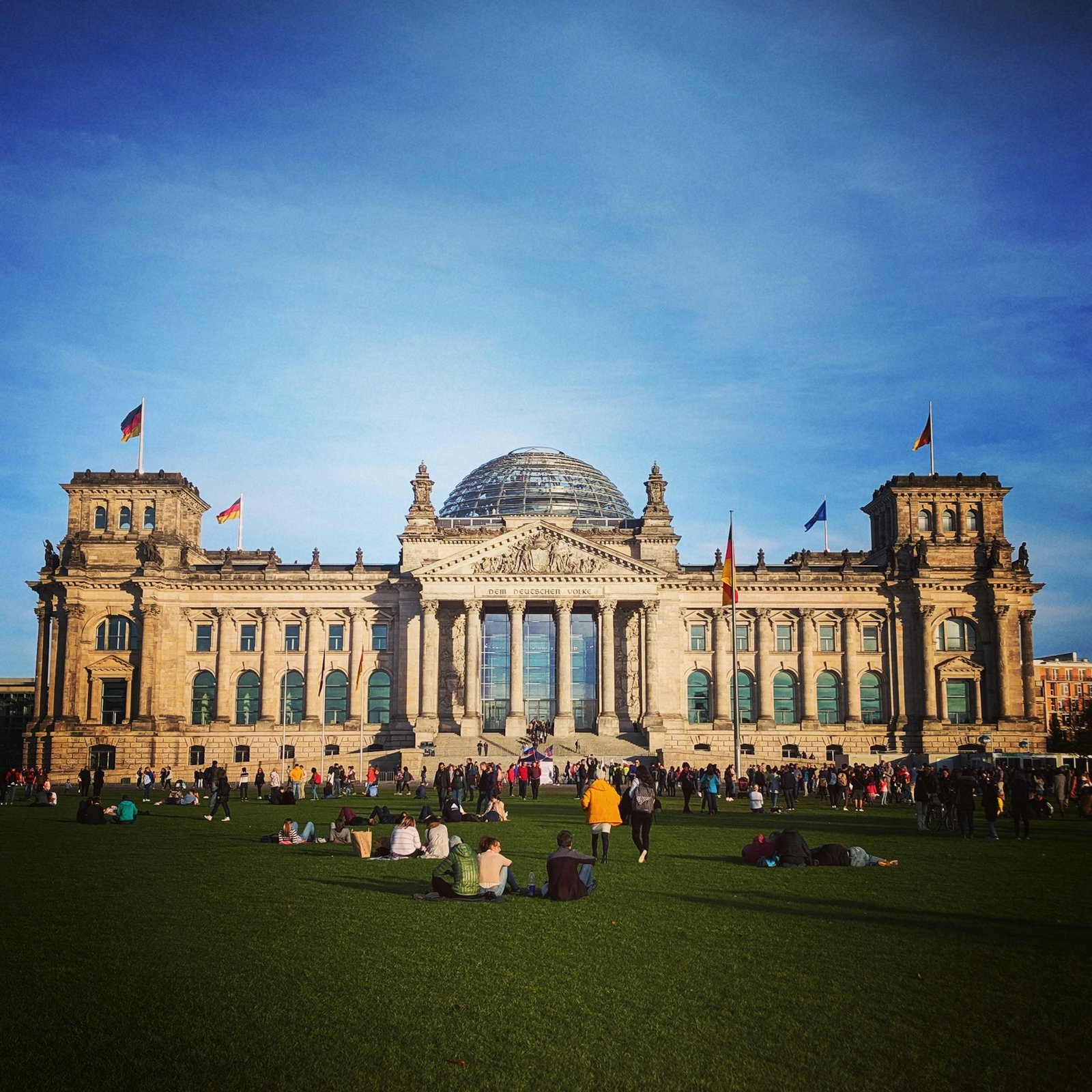 The Reichstag present day - Alana Harris-Unsplash Lizenz