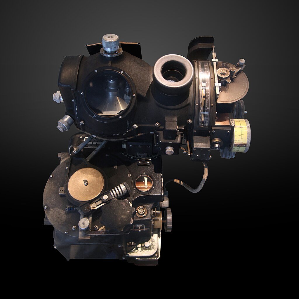 The Norden bombsight - Public Domain