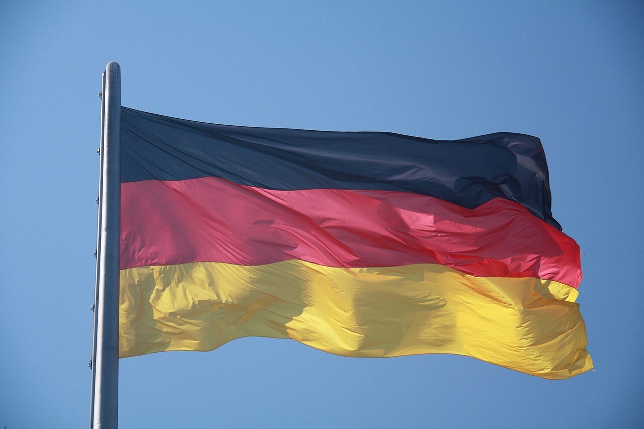 The current German flag - Silver Spoon