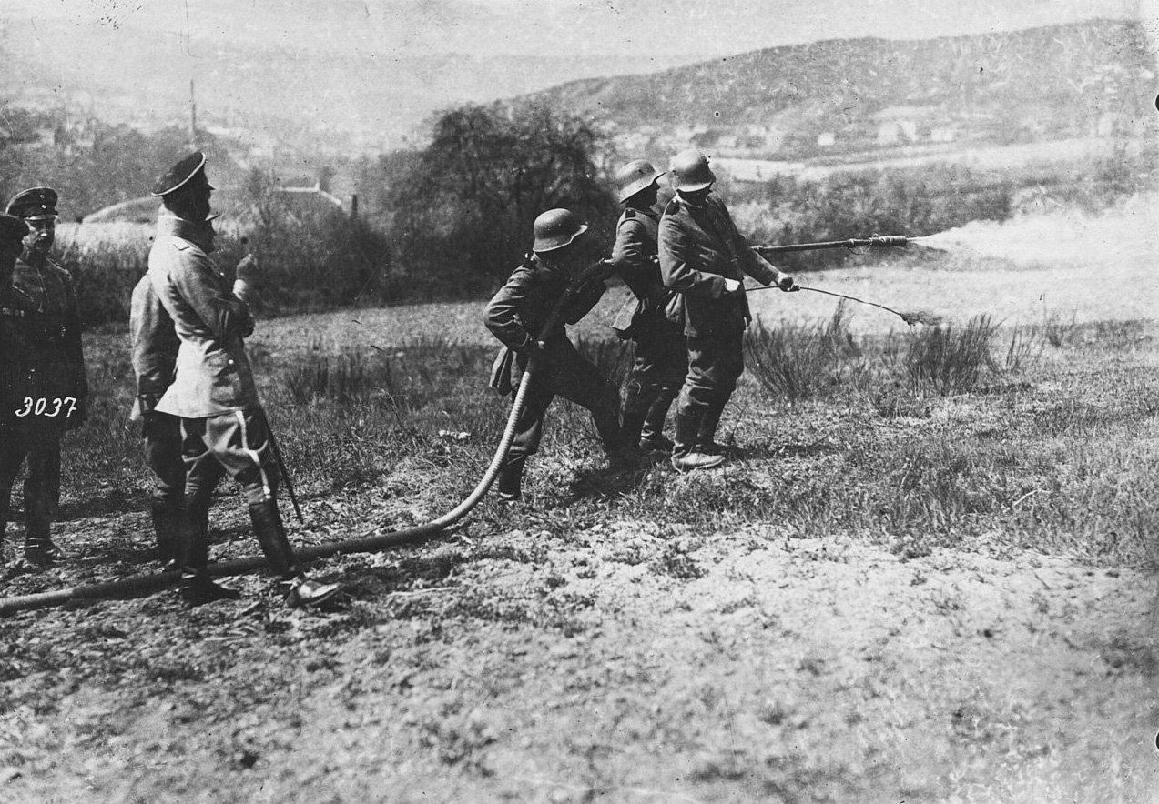 Crown Prince Wilhelm overseeing German soldiers use a flamethrower in Sedan (May 1917) - Public Domain