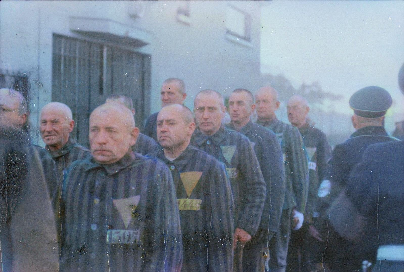 Pink triangle prisoners at the Sachsenhausen Concentration Camp - Public Domain