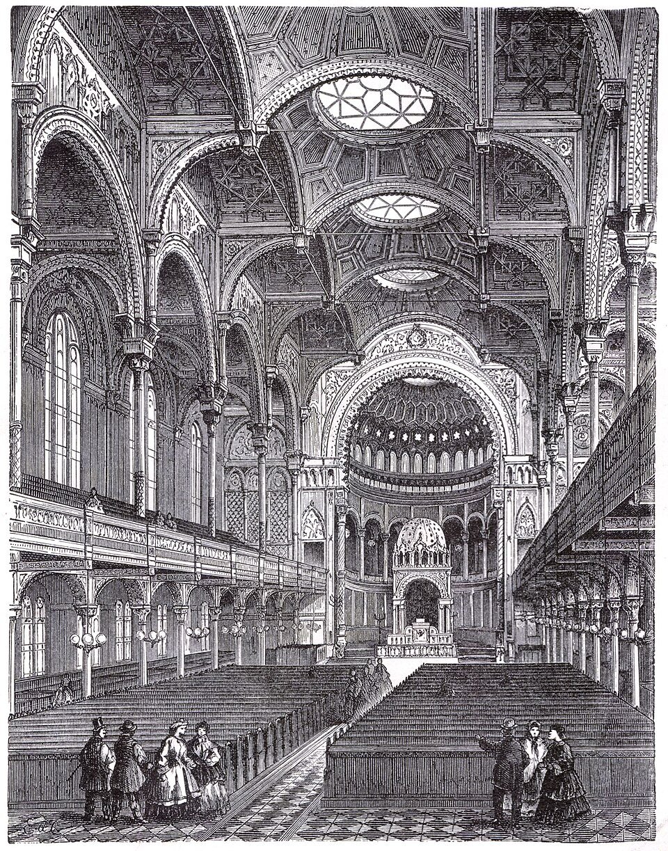 The interior of Berlin's Neue Synagoge (1866), the largest synagoge in Europe when it was built - Public Domain