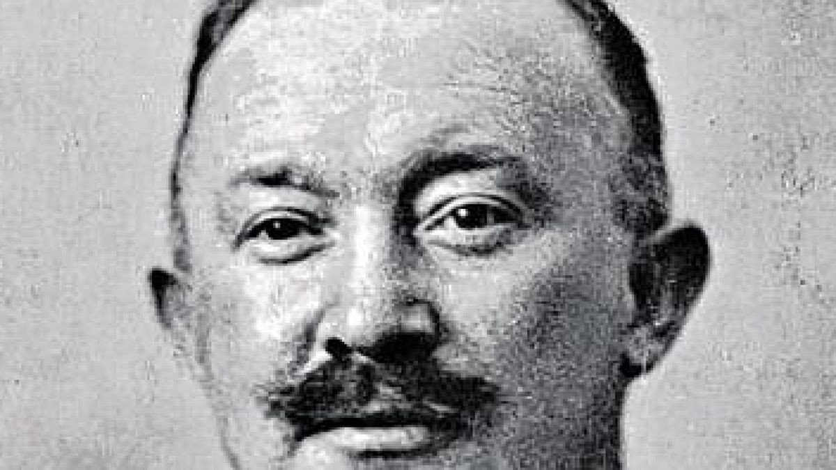 Hugo Ferdinand Boss (1933) - Public Domain