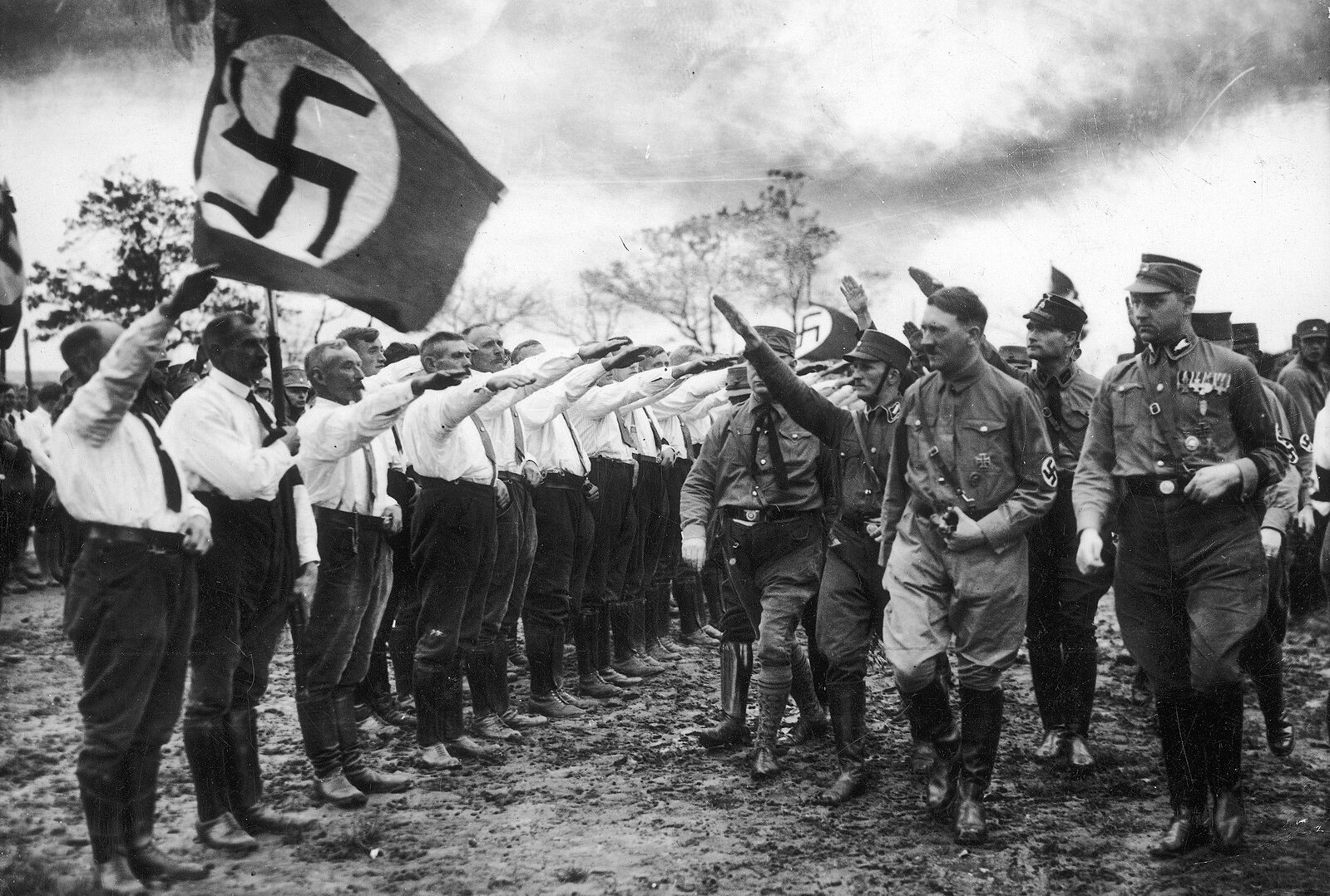 Adolf Hitler inspecting Nazi Party units in Oldenburg likely in early November 1930 or May 1931 - Public Domain