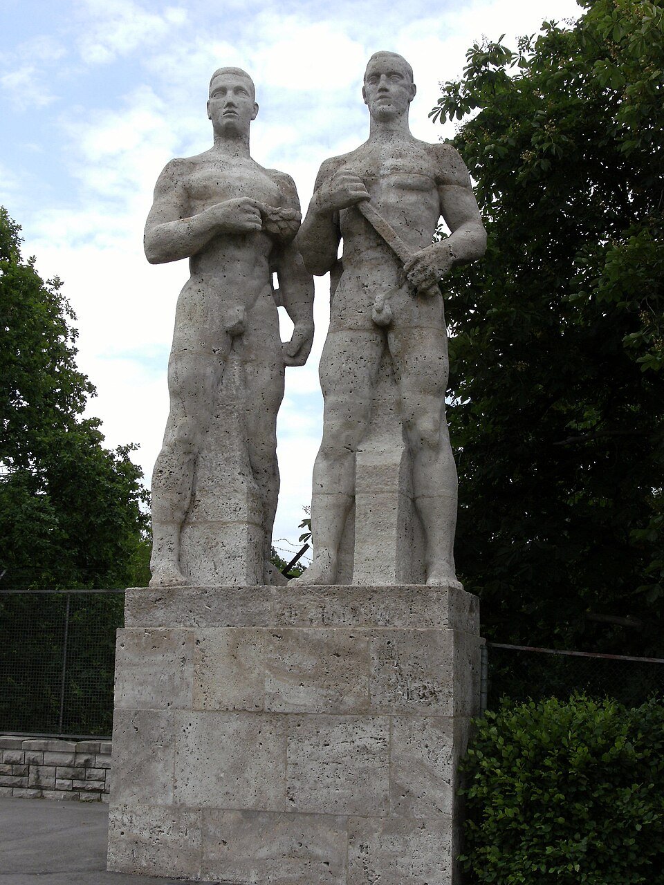 The Relay Runners by Karl Abiker - Mark Ahsmann