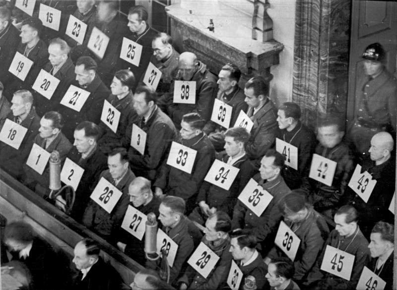 The defendants in the French Rastatt trials (1946) - Bundesarchiv, Bild 183-V02838 / CC-BY-SA 3.0