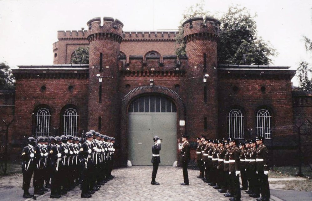 Changing the guard (US troops left and British right) at Spandau Prison (1986) - Herr Einofski
