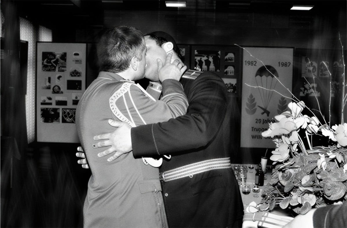 A Socialist Kiss between officers of the NVA and the Red Army in the 1980s - Ulrich Joho